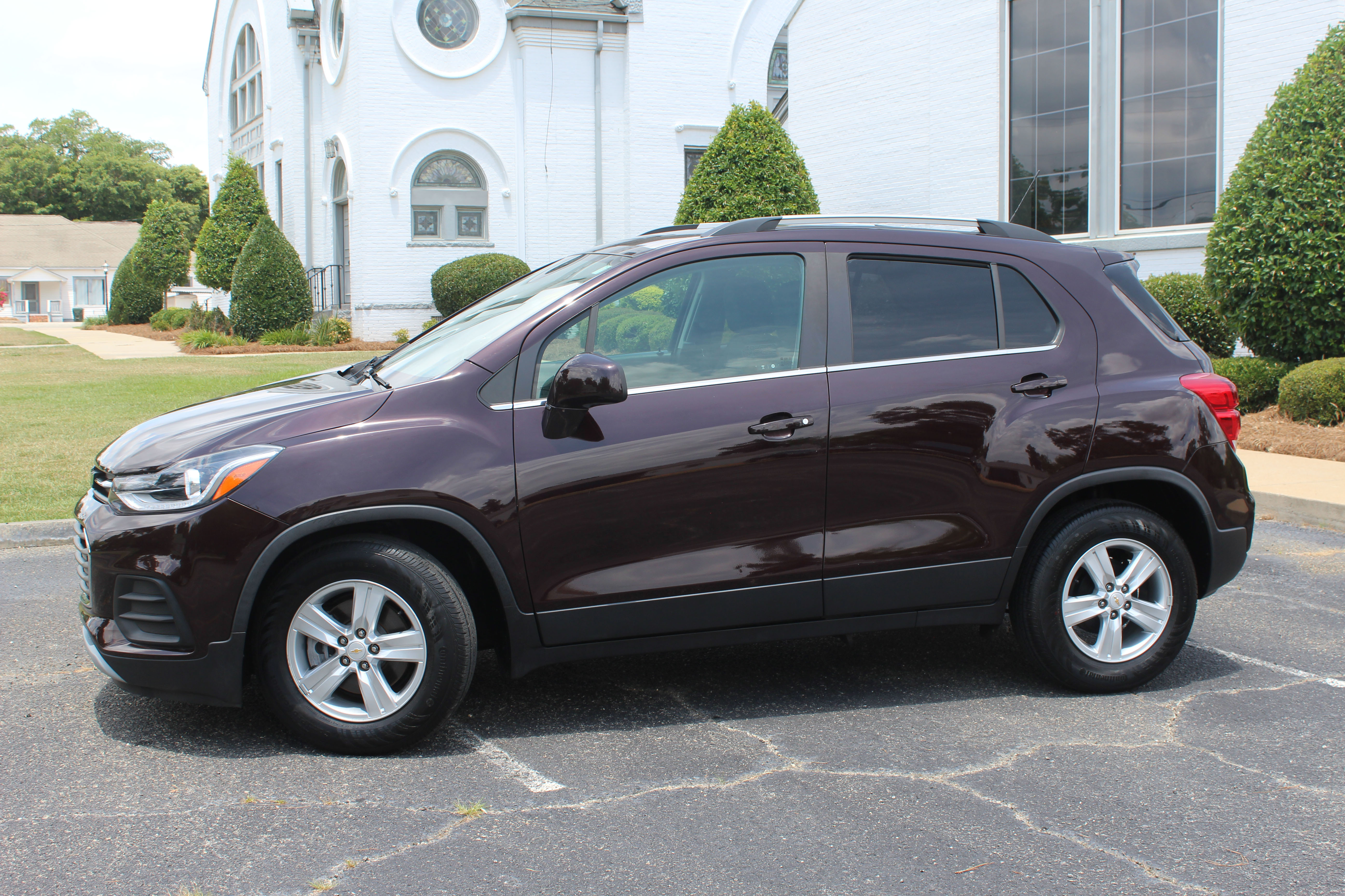 Used 2020 Chevrolet Trax LT with VIN KL7CJLSB5LB346044 for sale in Blakely, GA