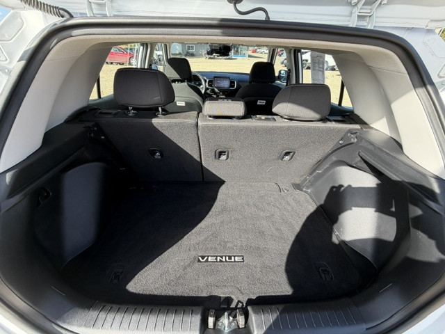 2023 Hyundai Venue SEL - Photo 11
