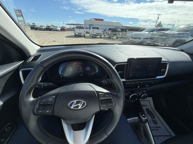 2023 Hyundai Venue SEL - Photo 15