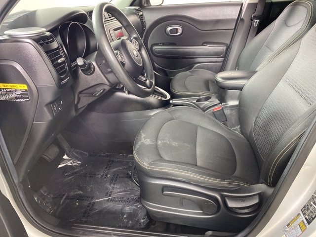 Pre-Owned 2015 Kia Soul