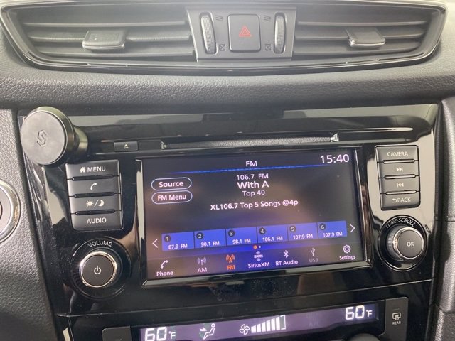 Pre-Owned 2019 Nissan Rogue SV