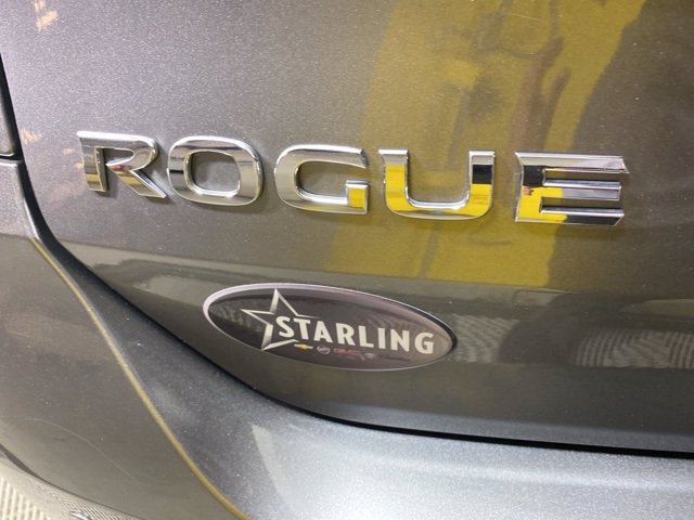 Pre-Owned 2019 Nissan Rogue SV