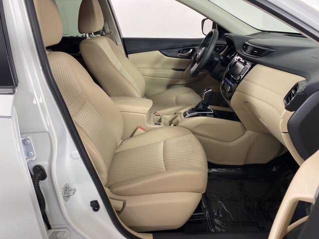 Pre-Owned 2018 Nissan Rogue SV
