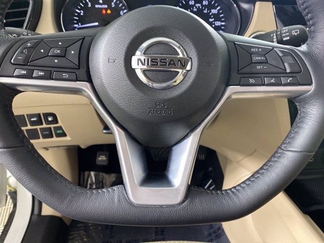 Pre-Owned 2018 Nissan Rogue SV