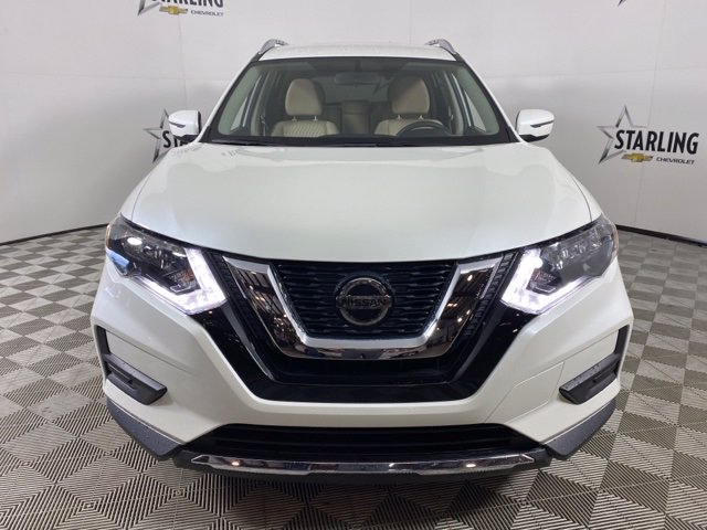 Pre-Owned 2018 Nissan Rogue SV
