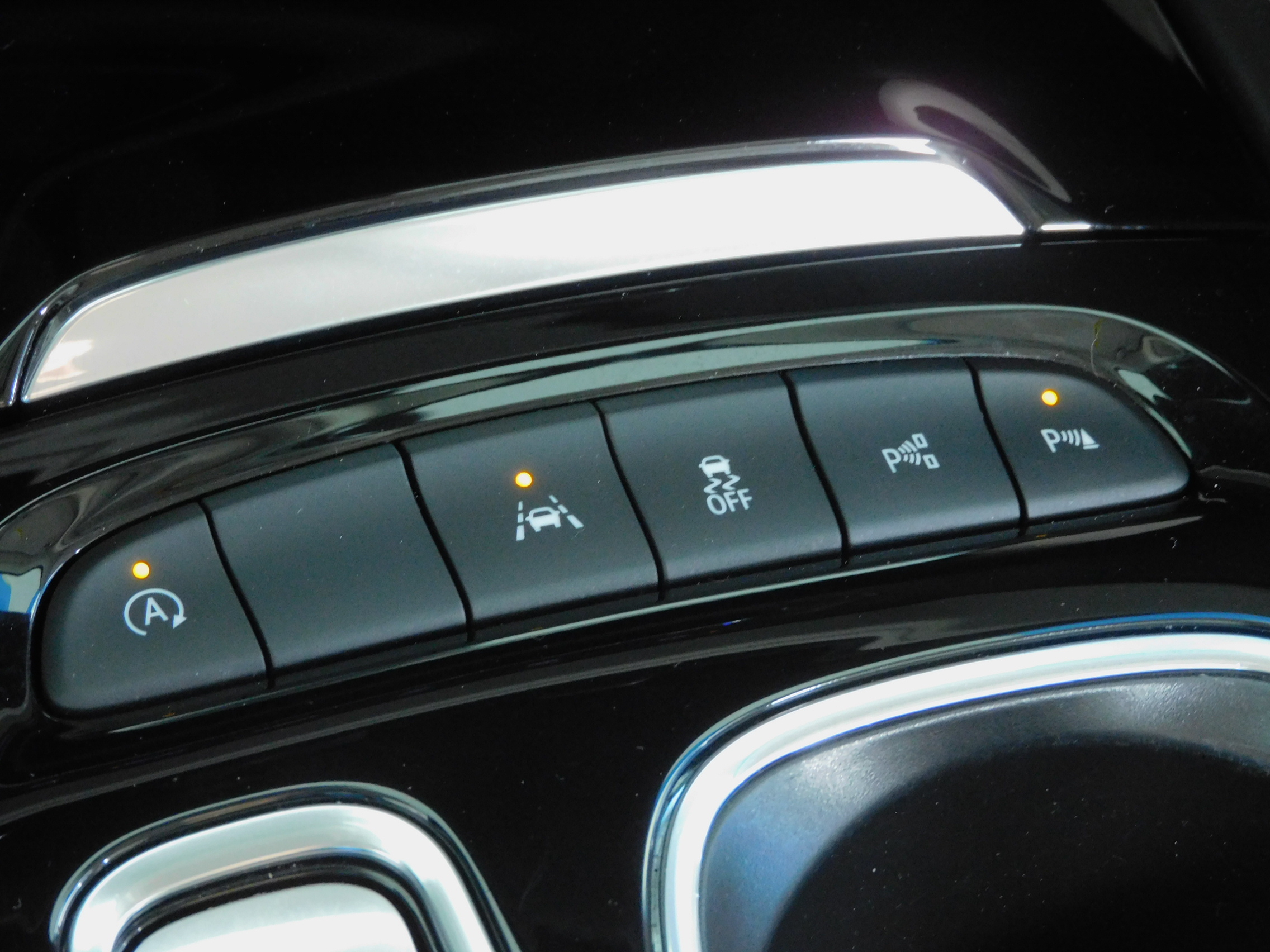 Used 2023 Sapphire Metallic Buick Avenir image 35