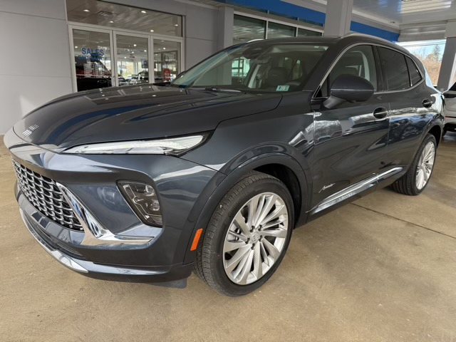 2026 Buick Envision Avenir's photo