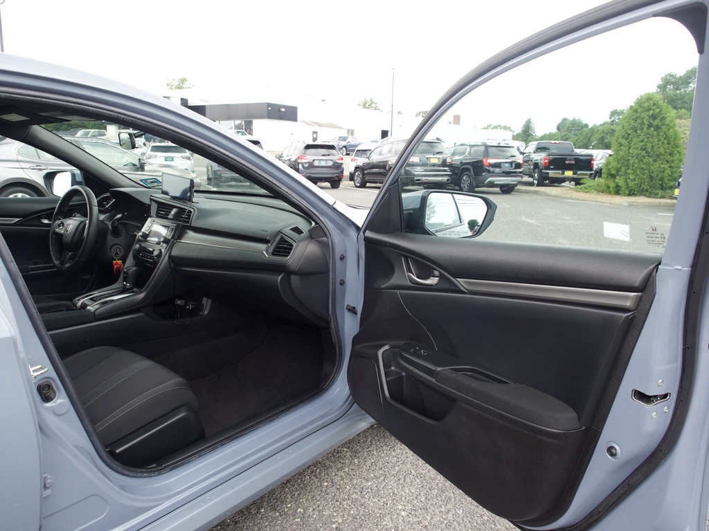 2017 Honda Civic Hatchback LX - Photo 25
