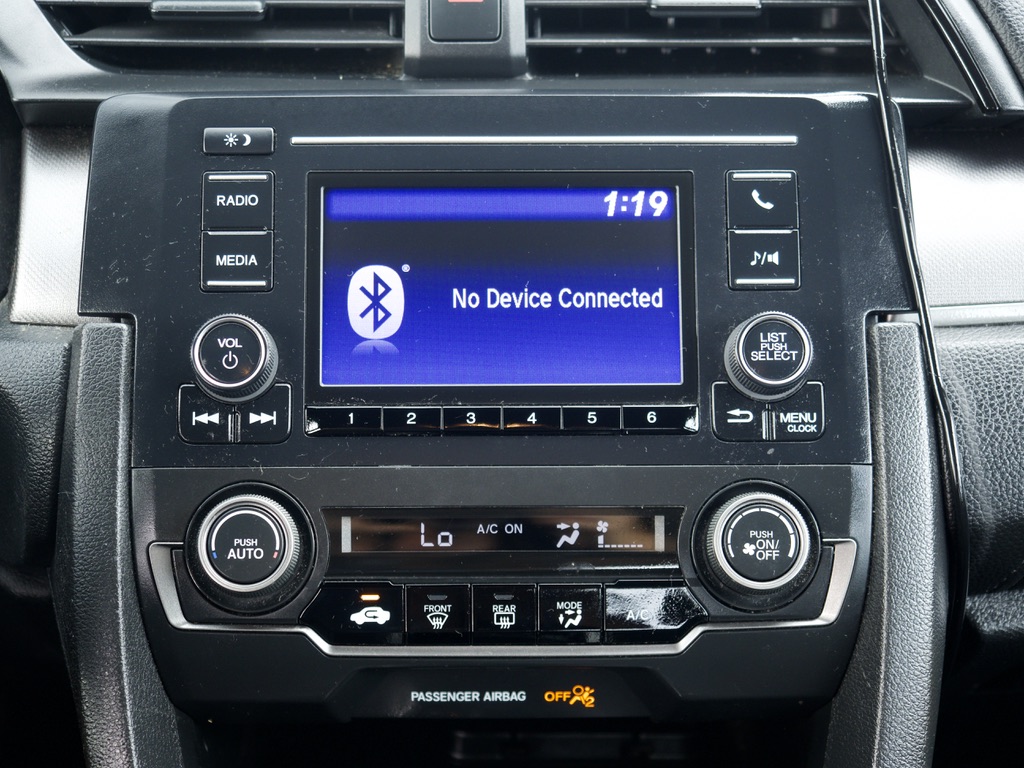 2017 Honda Civic Hatchback LX - Photo 20