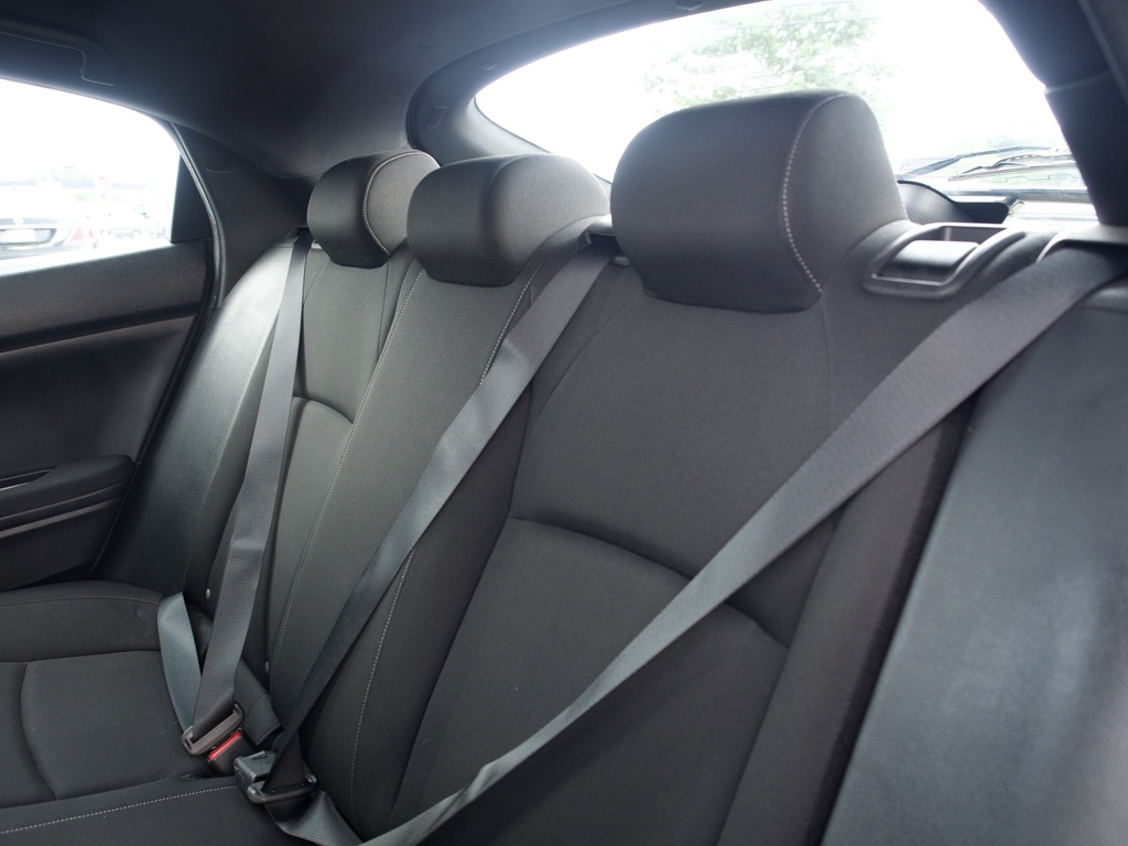 2017 Honda Civic Hatchback LX - Photo 16