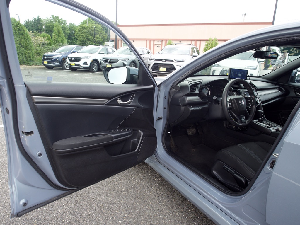 2017 Honda Civic Hatchback LX - Photo 10