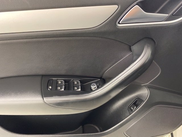 Pre-Owned 2017 Audi Q3
