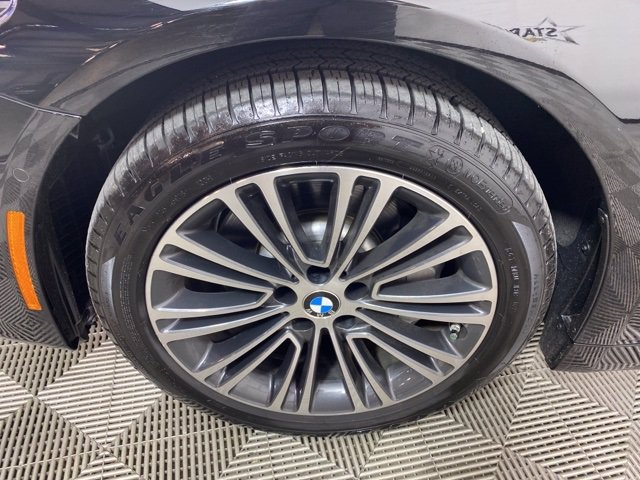 Pre-Owned 2019 BMW 5 Series