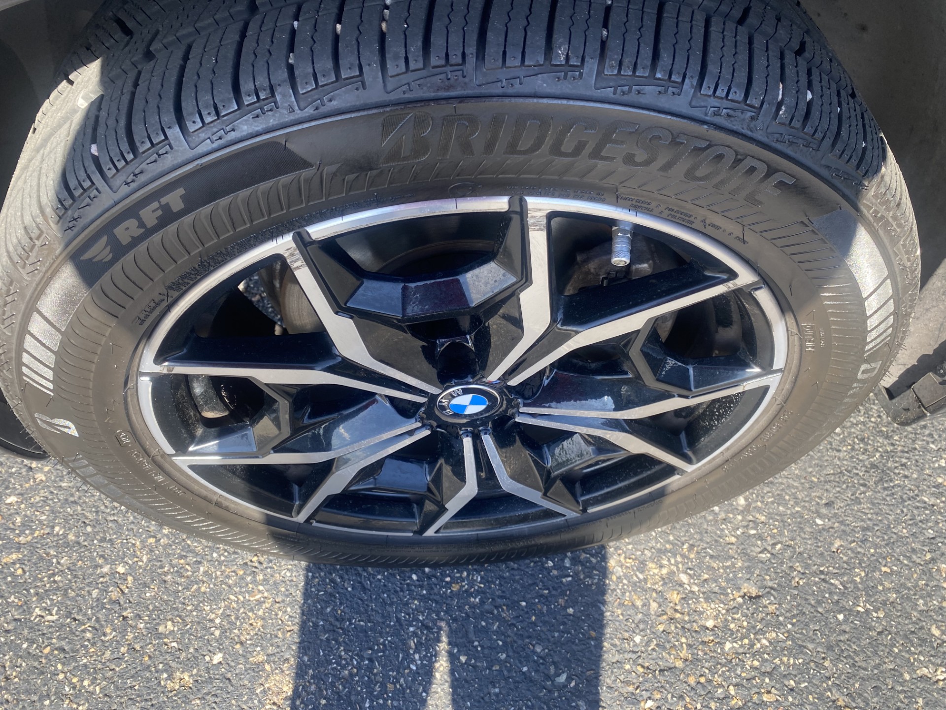 Used 2022 Black BMW xDrive30i image 22