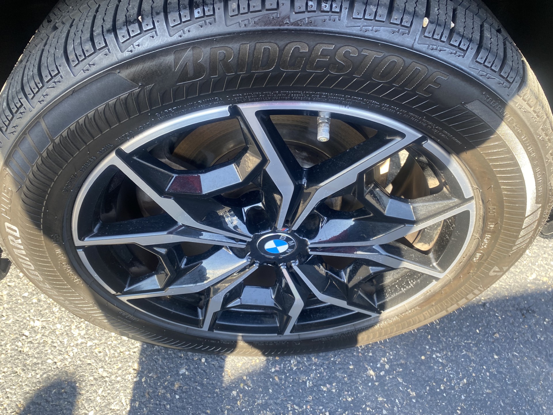 Used 2022 Black BMW xDrive30i image 21