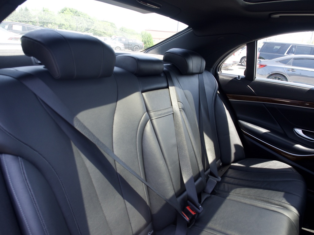 2015 Mercedes-Benz S-Class S550 - Photo 30