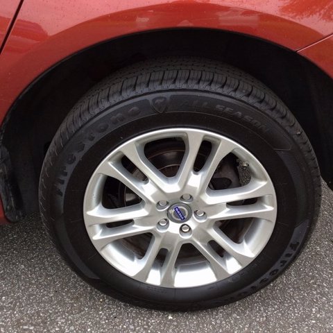 Pre-Owned 2015 Volvo XC60