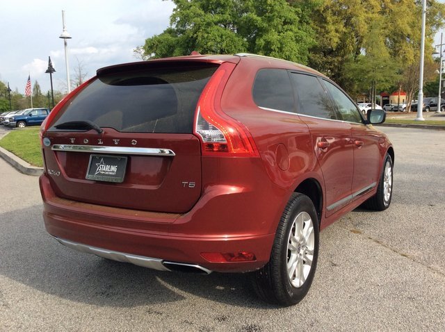 Pre-Owned 2015 Volvo XC60