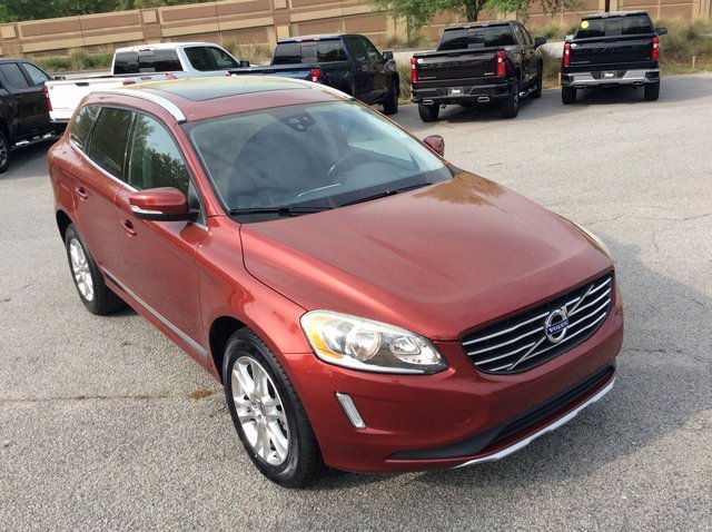 Pre-Owned 2015 Volvo XC60