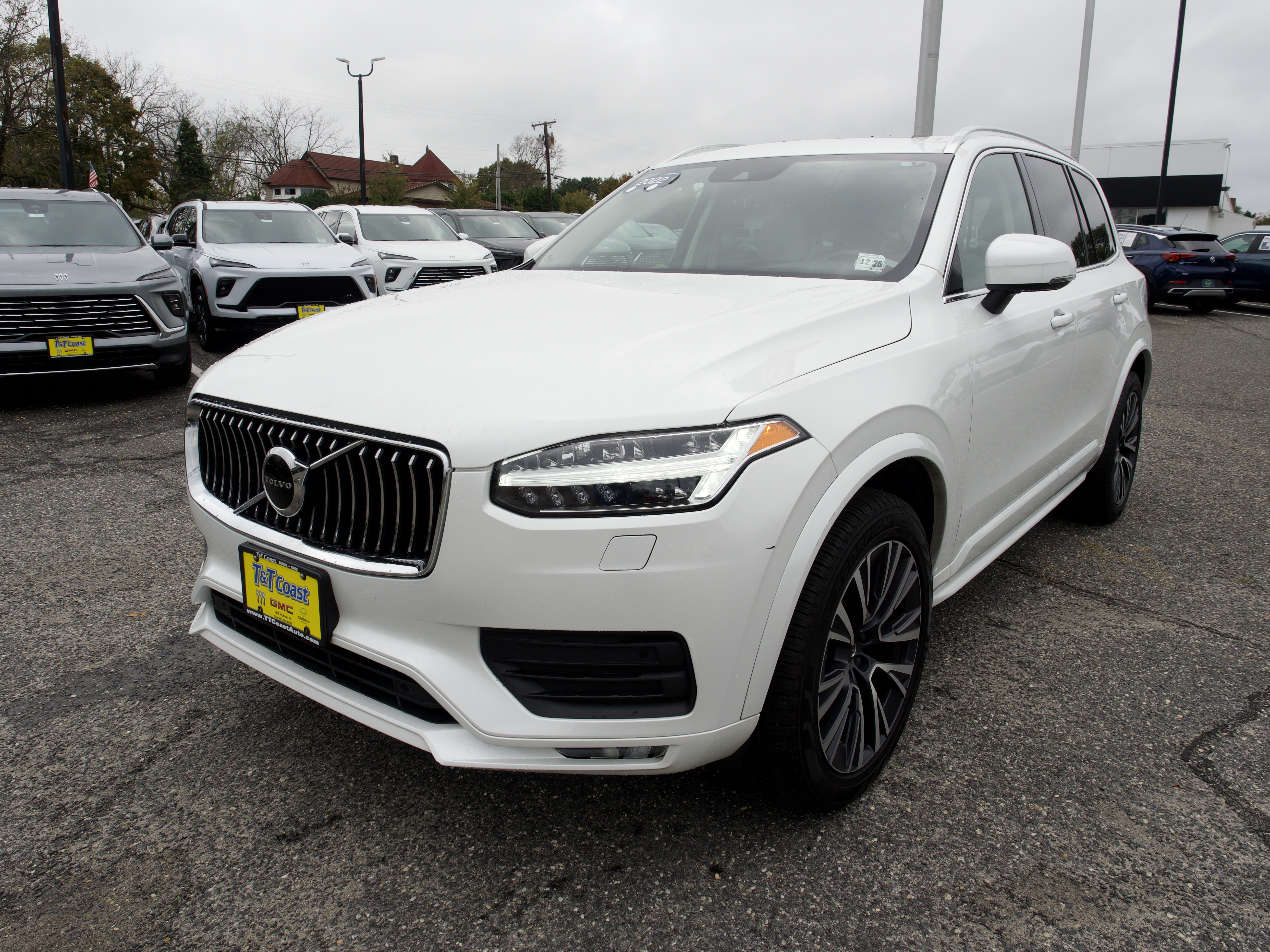 2022 Volvo XC90 Momentum