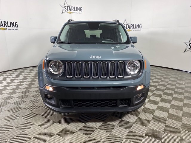 Pre-Owned 2017 Jeep Renegade