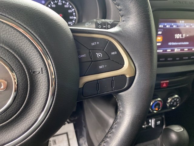 Pre-Owned 2017 Jeep Renegade